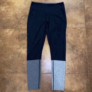 Outdoor Voices Dipped leggings